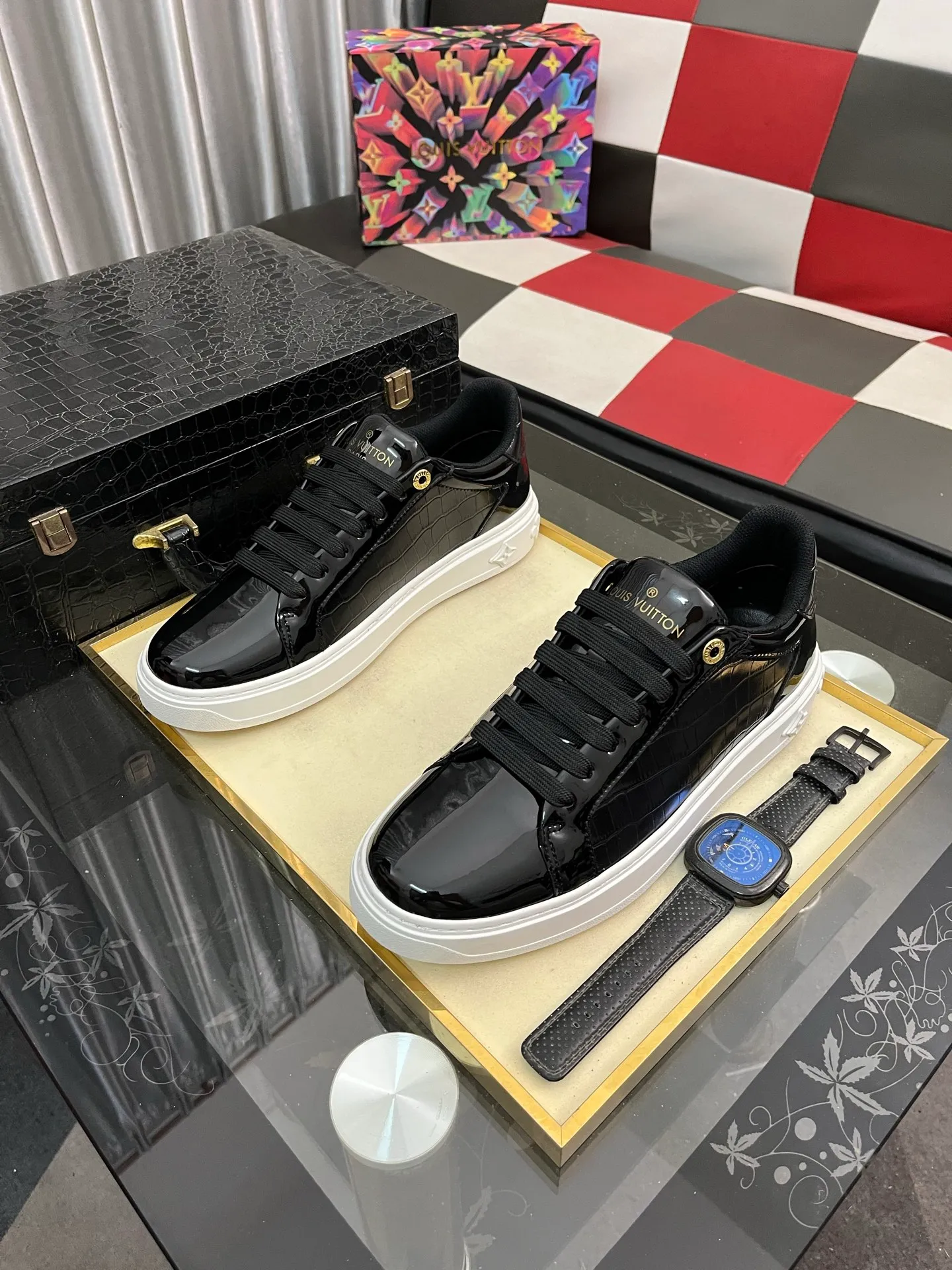 Men's shoes 💰520⌚️⌚️LV Louis Vuitton. The latest fashionable casual shoes are popular in physical stores. New spring and summer comfortable imported custom original cowhide, unique jacquard fabric element design. With sheepskin lining, Lv original bottom, [sun][sun] high-end packaging and high quality💪Details determine the quality, you can enter and leave the counter at will, welcome to compare🇮🇹Number of sizes 38-445️⃣Color options available